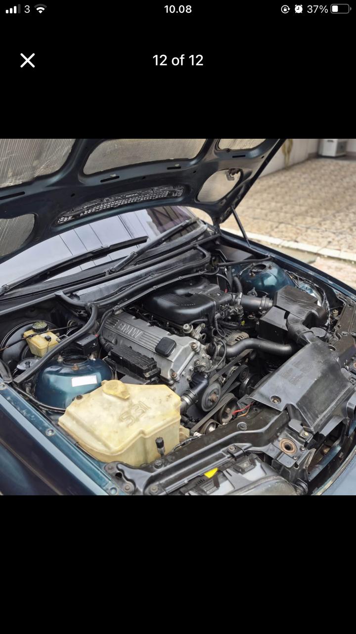 Foto ruang mesin BMW sebagai bagian inspeksi mesin